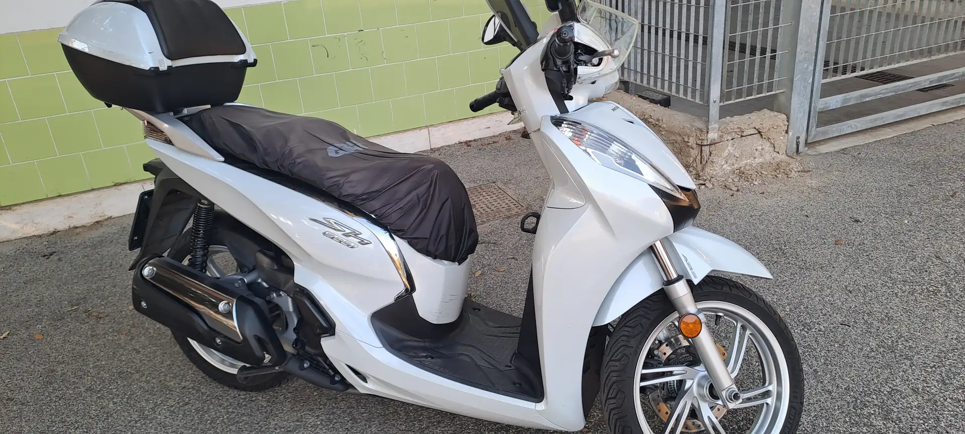 Honda SH 300 SH300i Bianco - 1