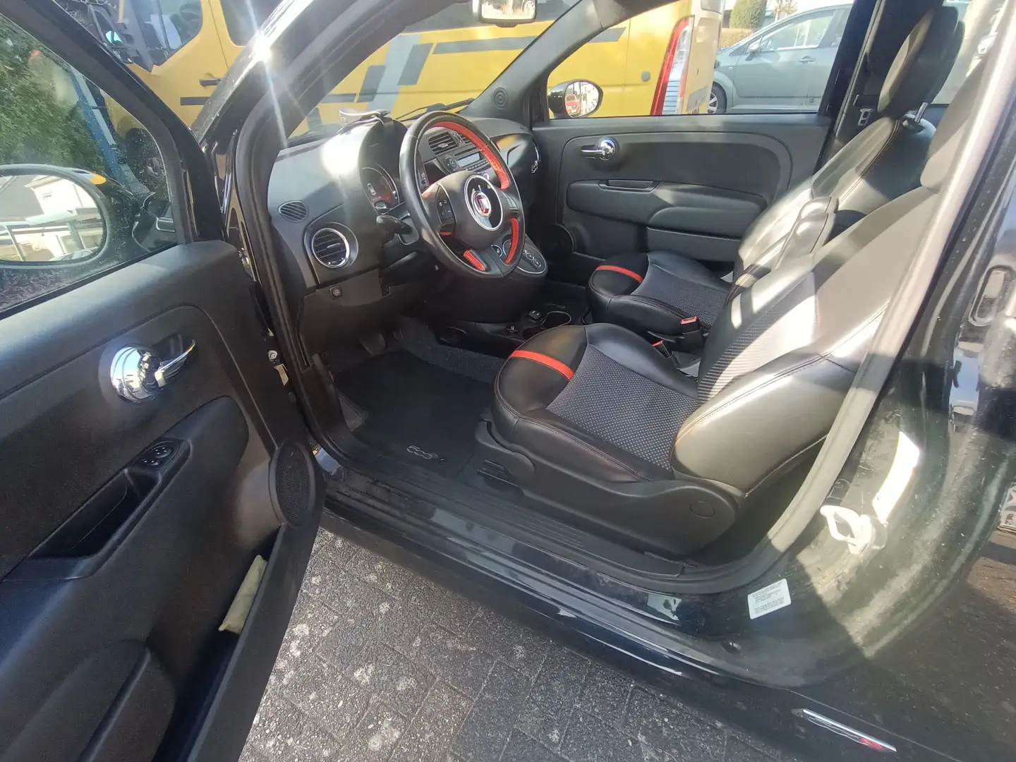 Fiat 500 500 E 24kwh Zwart - 1