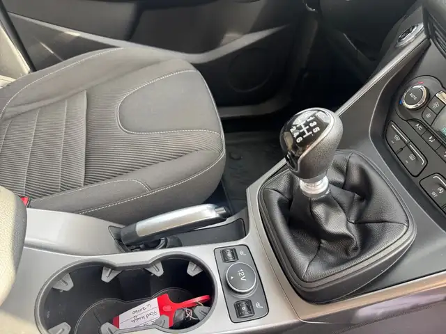 Ford Kuga view 15