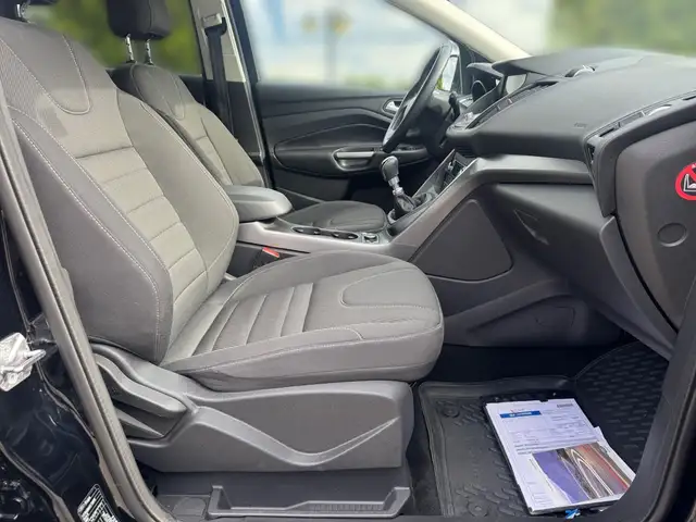 Ford Kuga view 14