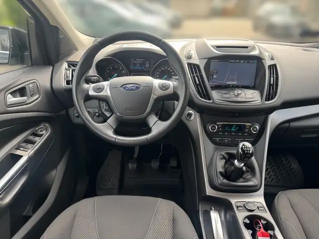 Ford Kuga view 10