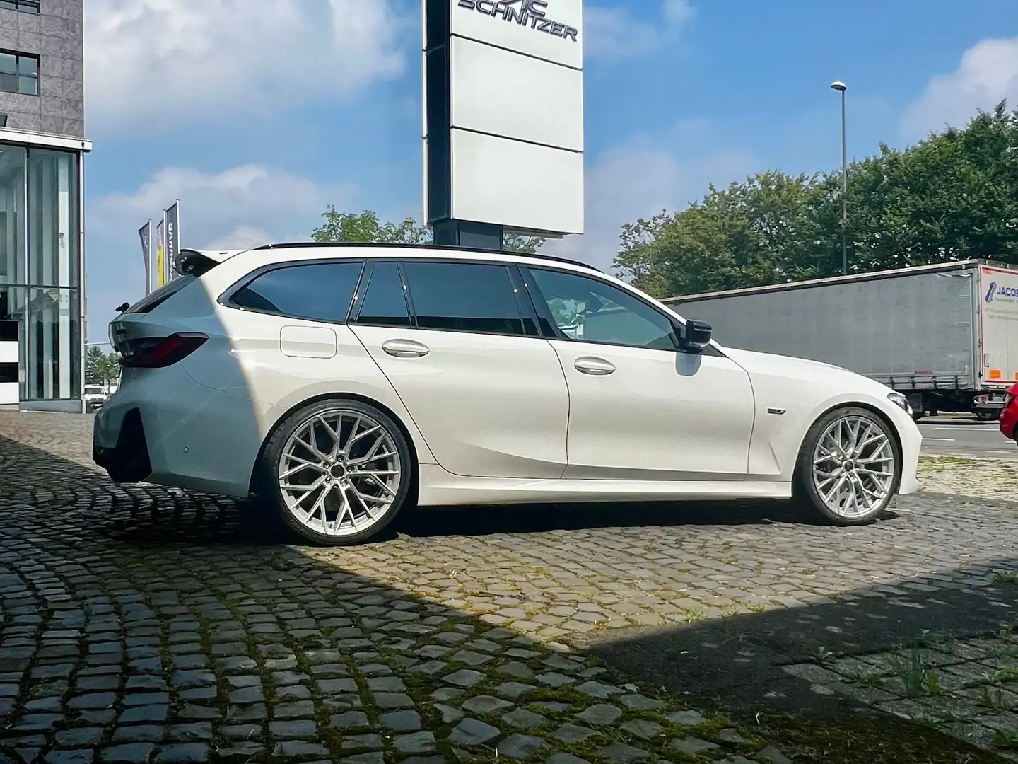 BMW 330 330e xDrive Wit - 1