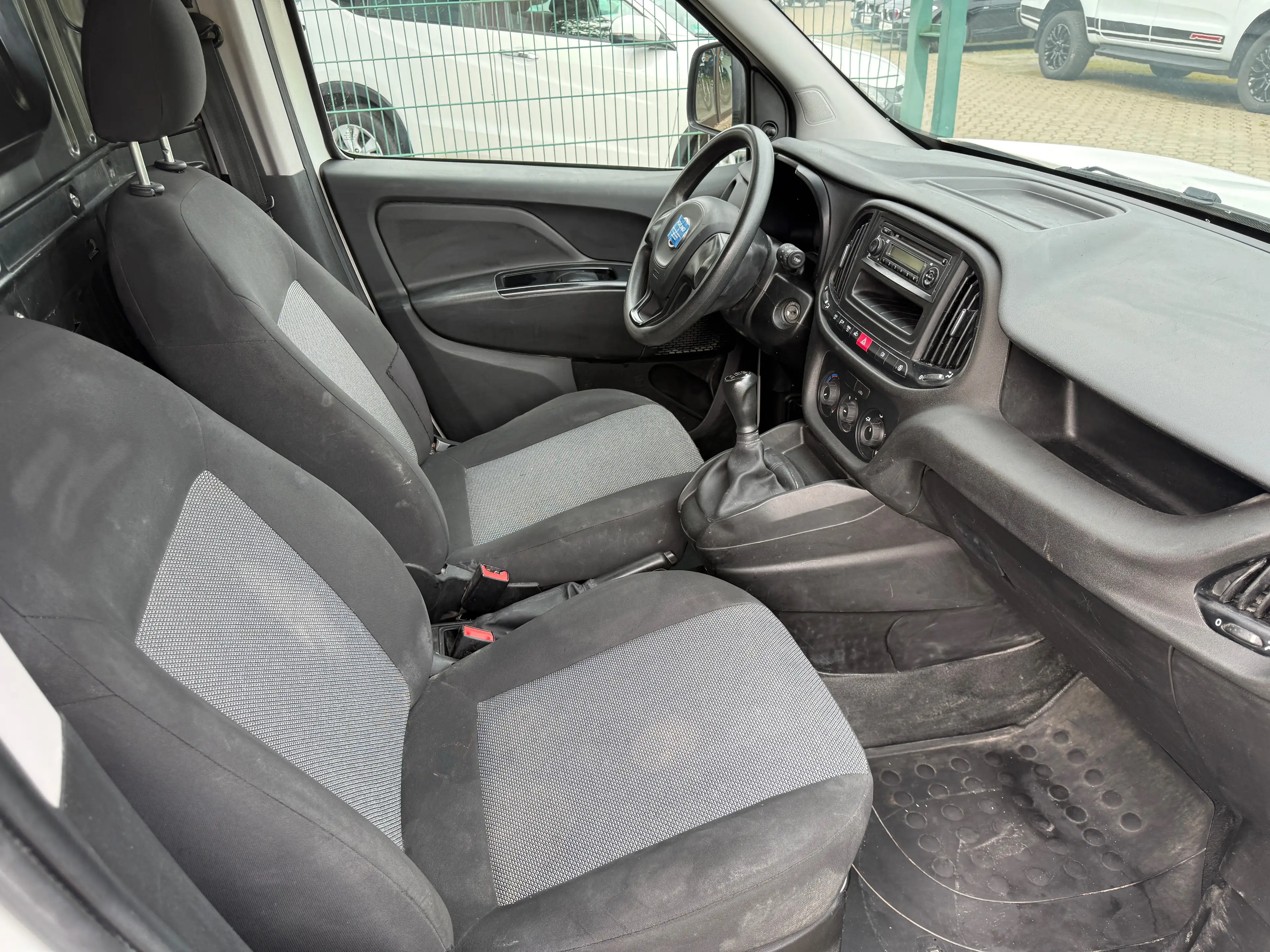 Fiat Doblo Easy Kasten 1.3 Multijet *nur 27 TKM*1.Hand*HU neu* — photo 10