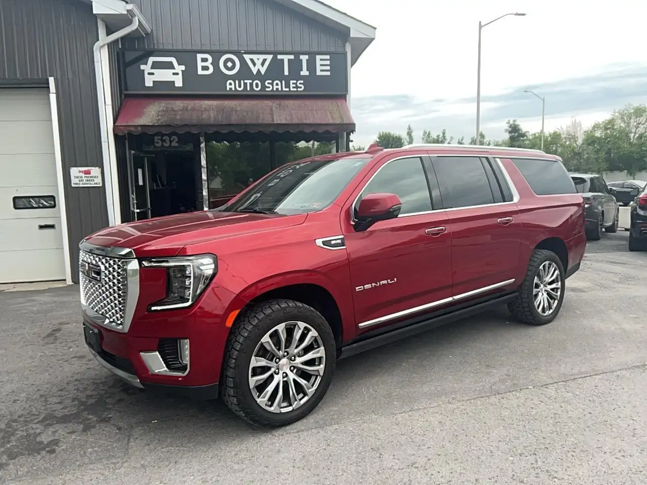 GMC Yukon photo GMC Yukon