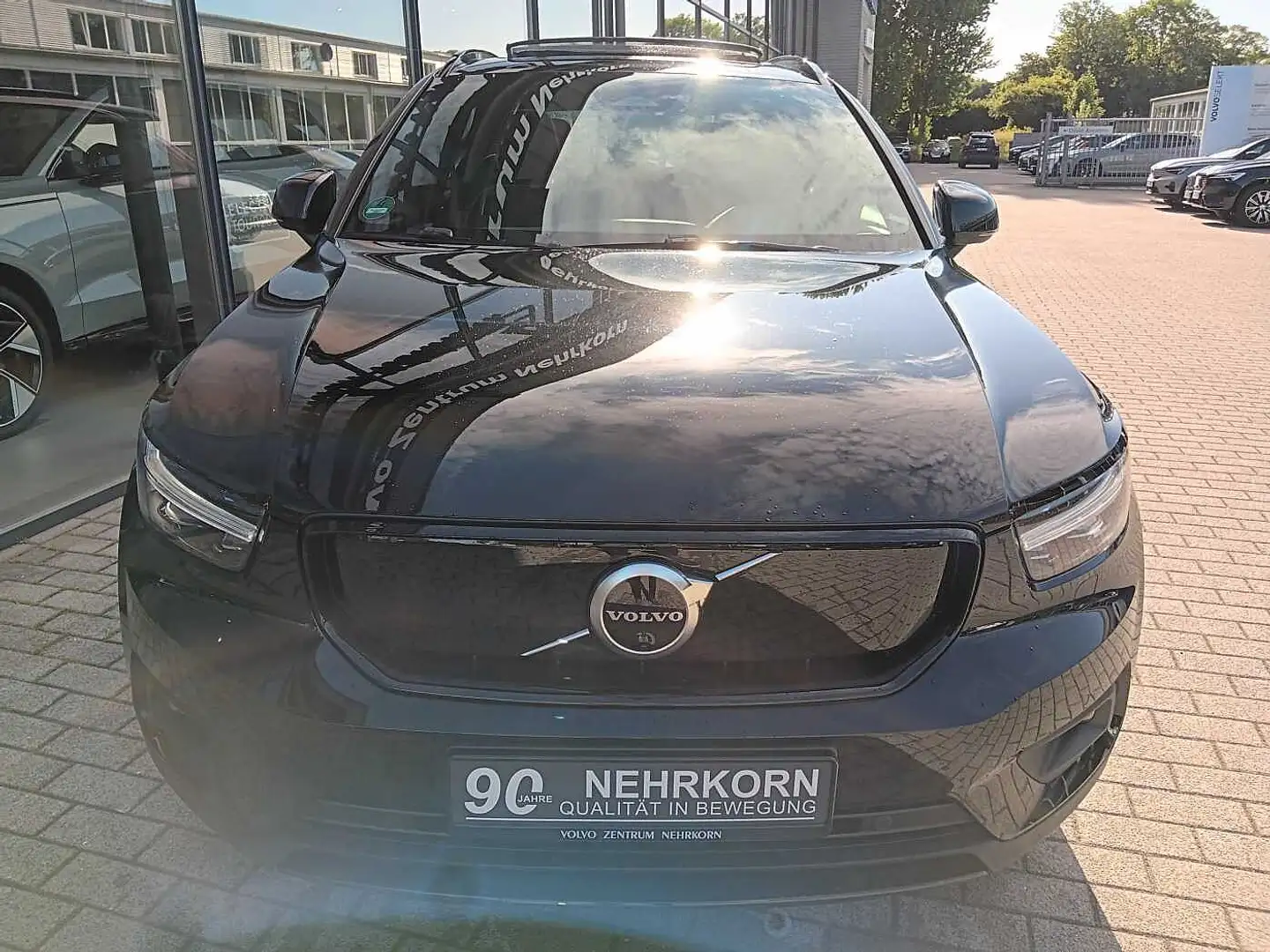 Volvo XC40 Recharge Single Pro 'Glasdach, 360, e-Sitze' Schwarz - 2
