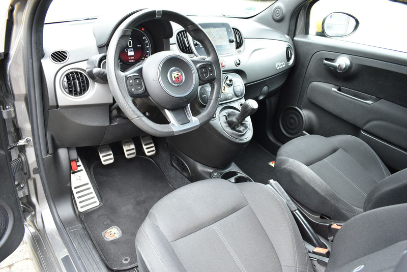 Abarth 500 Cabrio 595 C Pista — photo 12