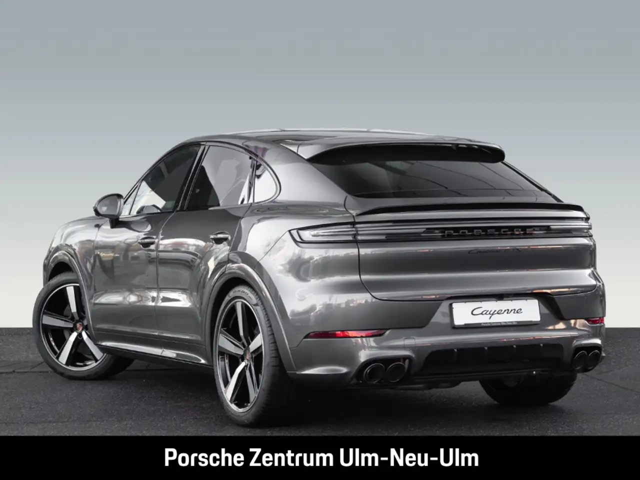 Porsche Cayenne GTS Coupe Burmester Clubleder HA-Lenkung 3