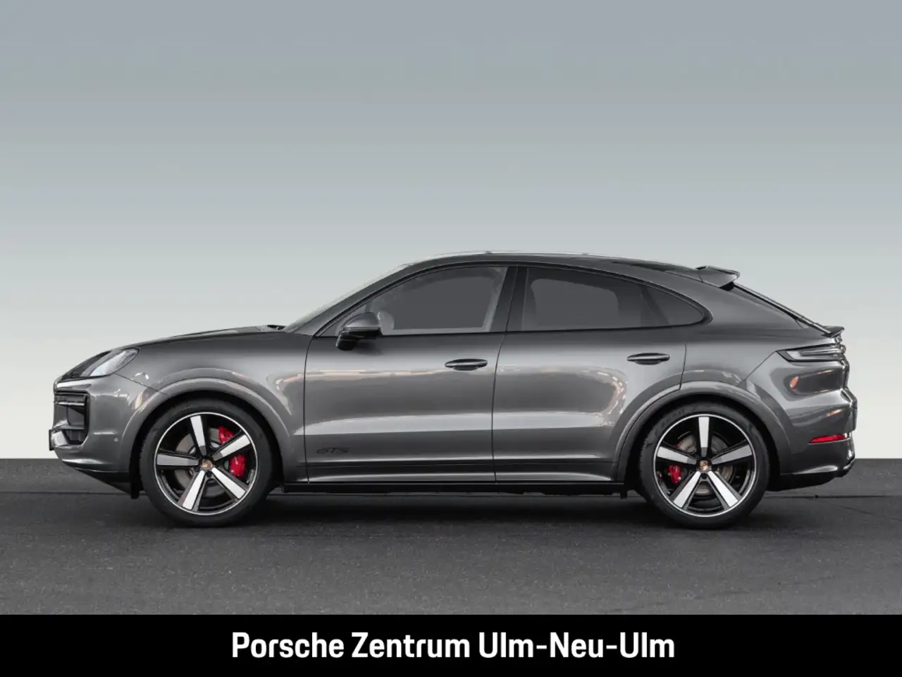 Porsche Cayenne GTS Coupe Burmester Clubleder HA-Lenkung 2