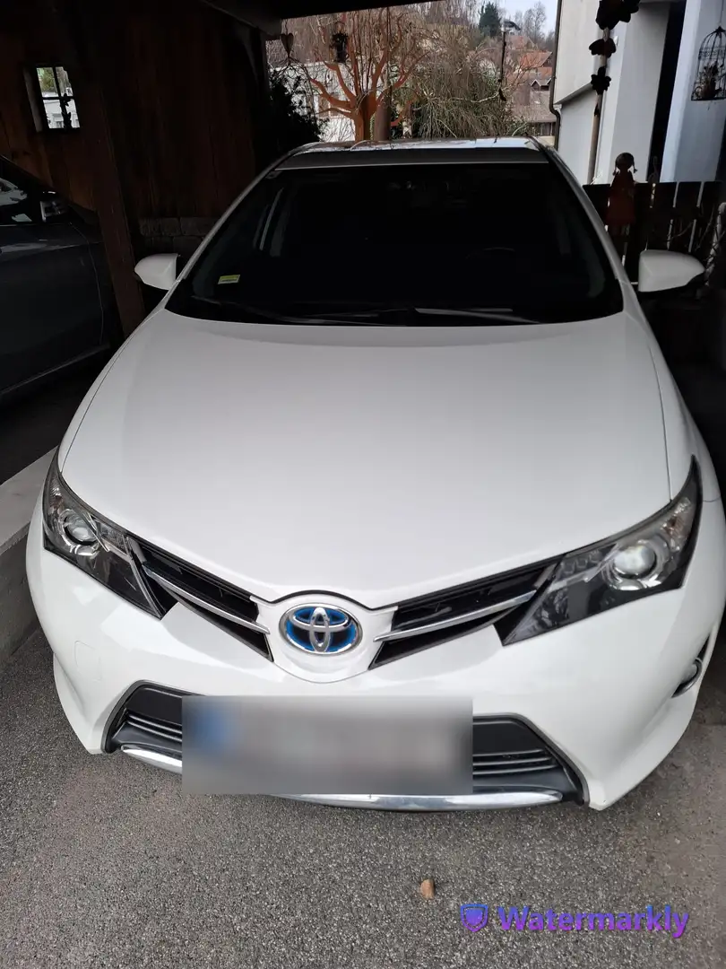 Toyota Auris Auris 1,8 VVT-i Hybrid Active Active Weiß - 1