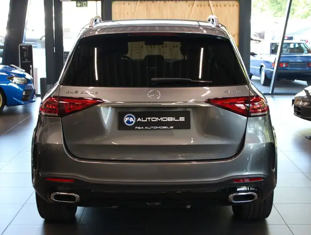 Mercedes-Benz GLE view 6