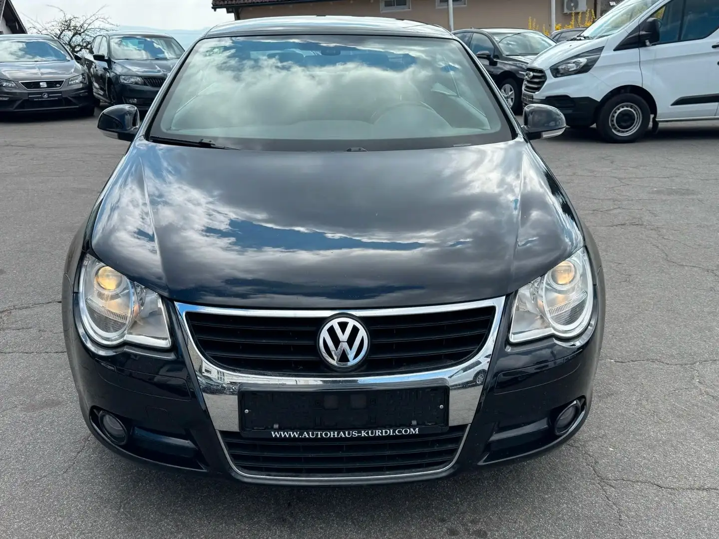 Volkswagen Eos 2.0 PANORAMA SHZ PDC-HINTEN XENON KLIMAAUTO Černá - 2