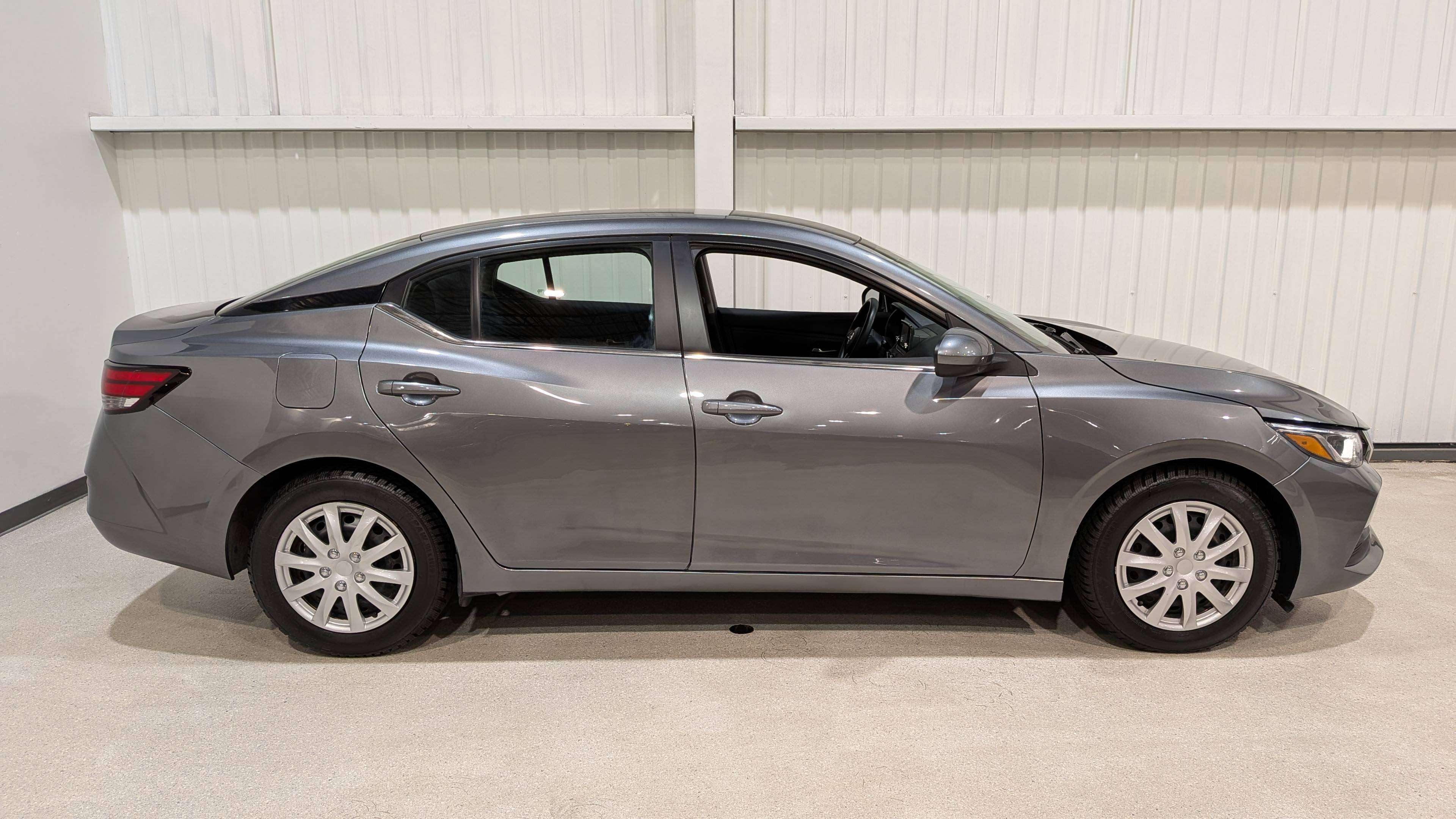 Nissan Sentra 2023