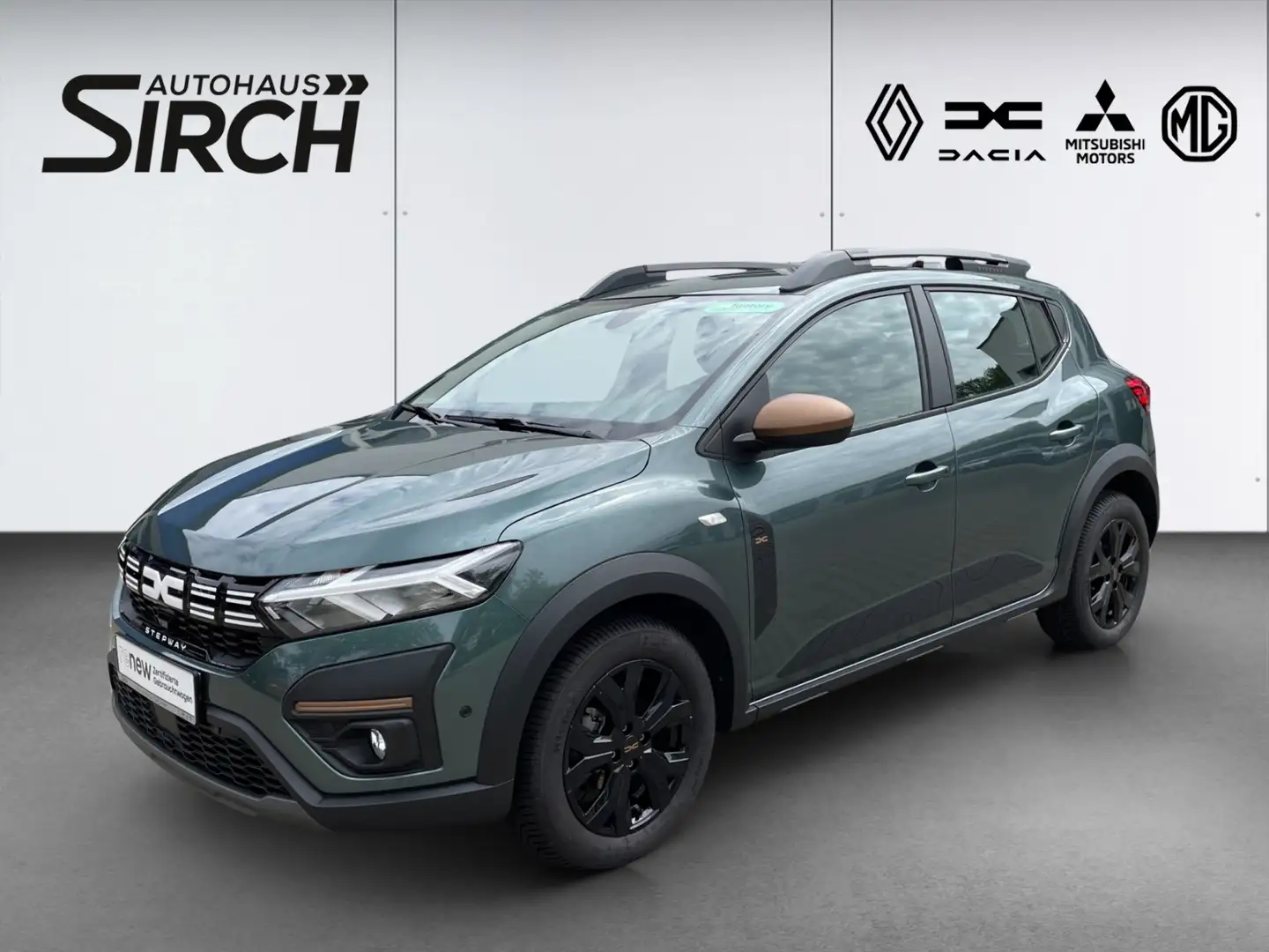 Dacia Sandero Stepway TCe 100 ECO-G Extreme+ Grün - 1