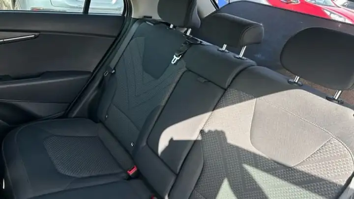 Kia Niro 1.6 HEV Concept 2022, foto 6