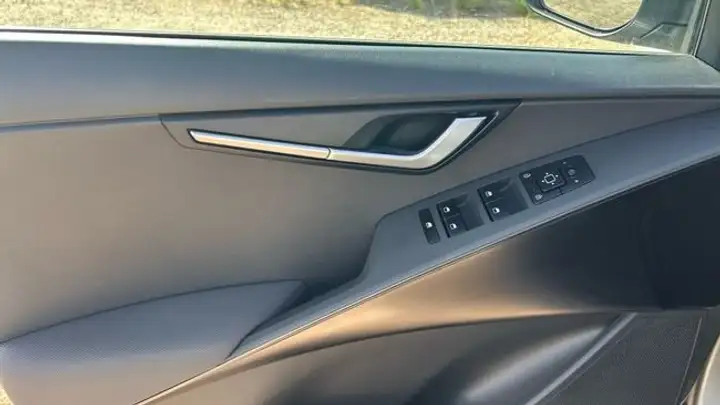 Kia Niro 1.6 HEV Concept 2022, foto 19