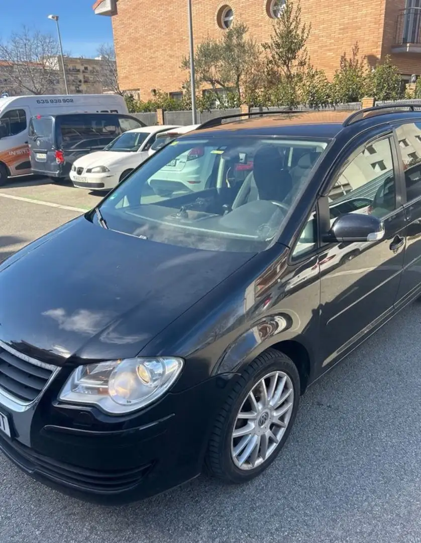 Volkswagen Touran 2.0TDI Advance - 2