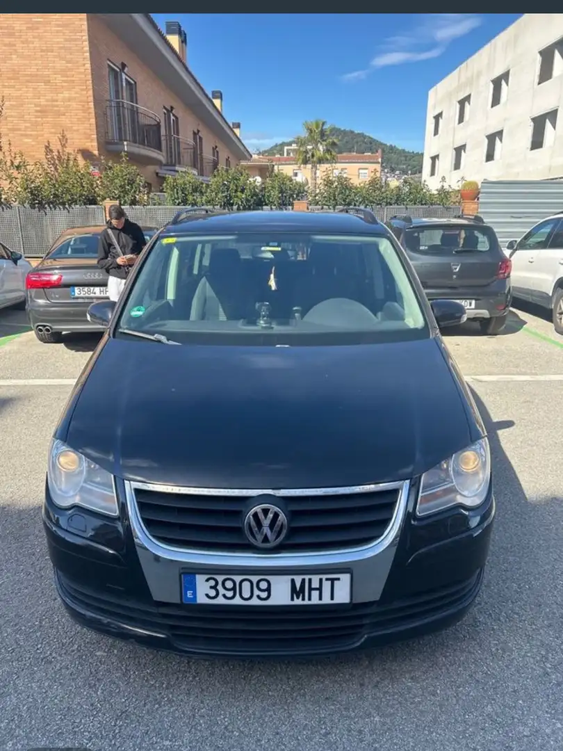 Volkswagen Touran 2.0TDI Advance - 1