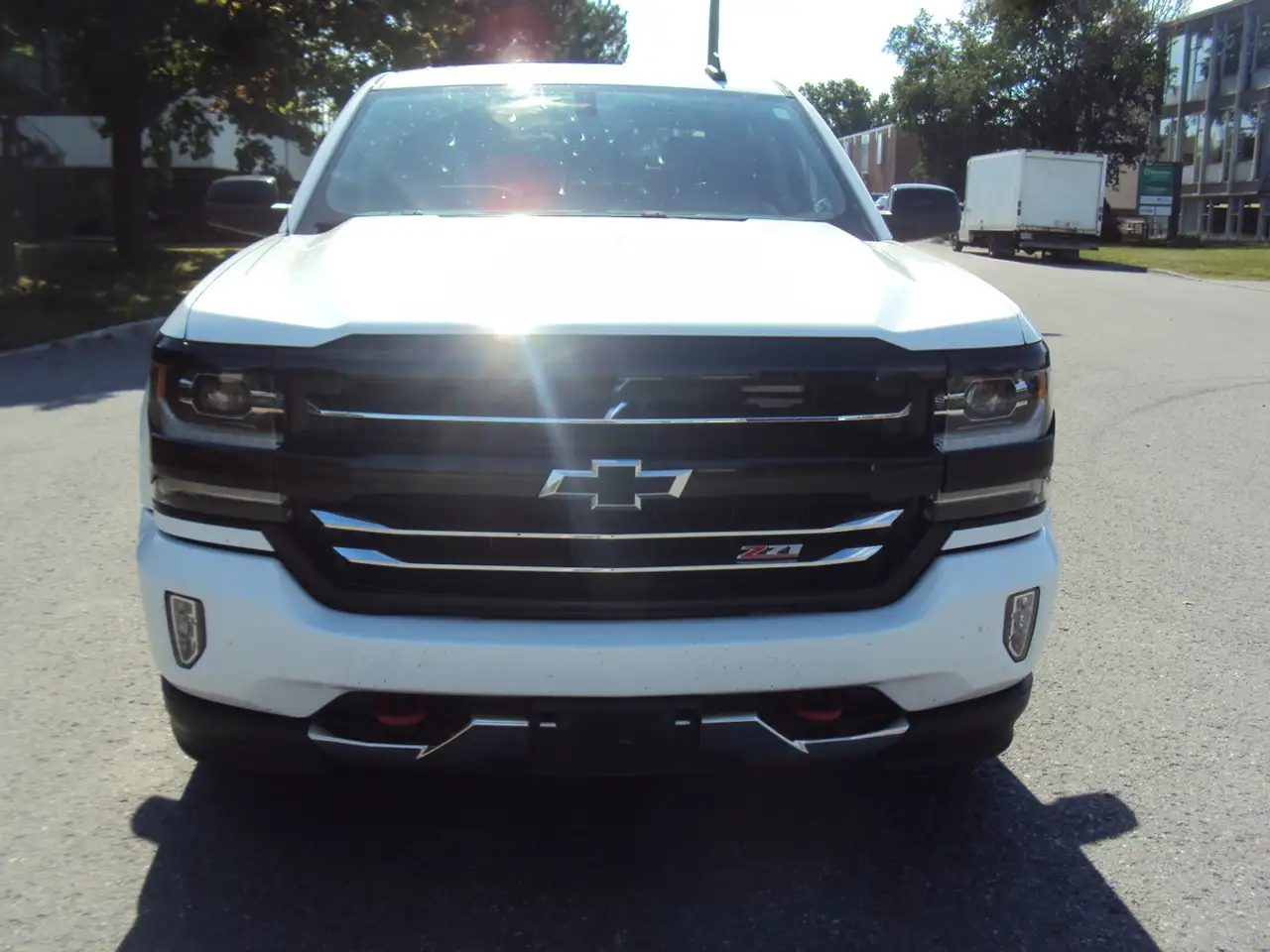 Chevrolet Silverado 1500 снимка Chevrolet Silverado 1500