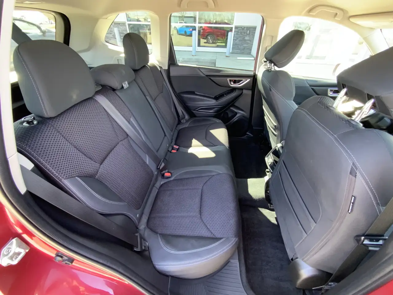 Subaru Forester снимка Subaru Forester