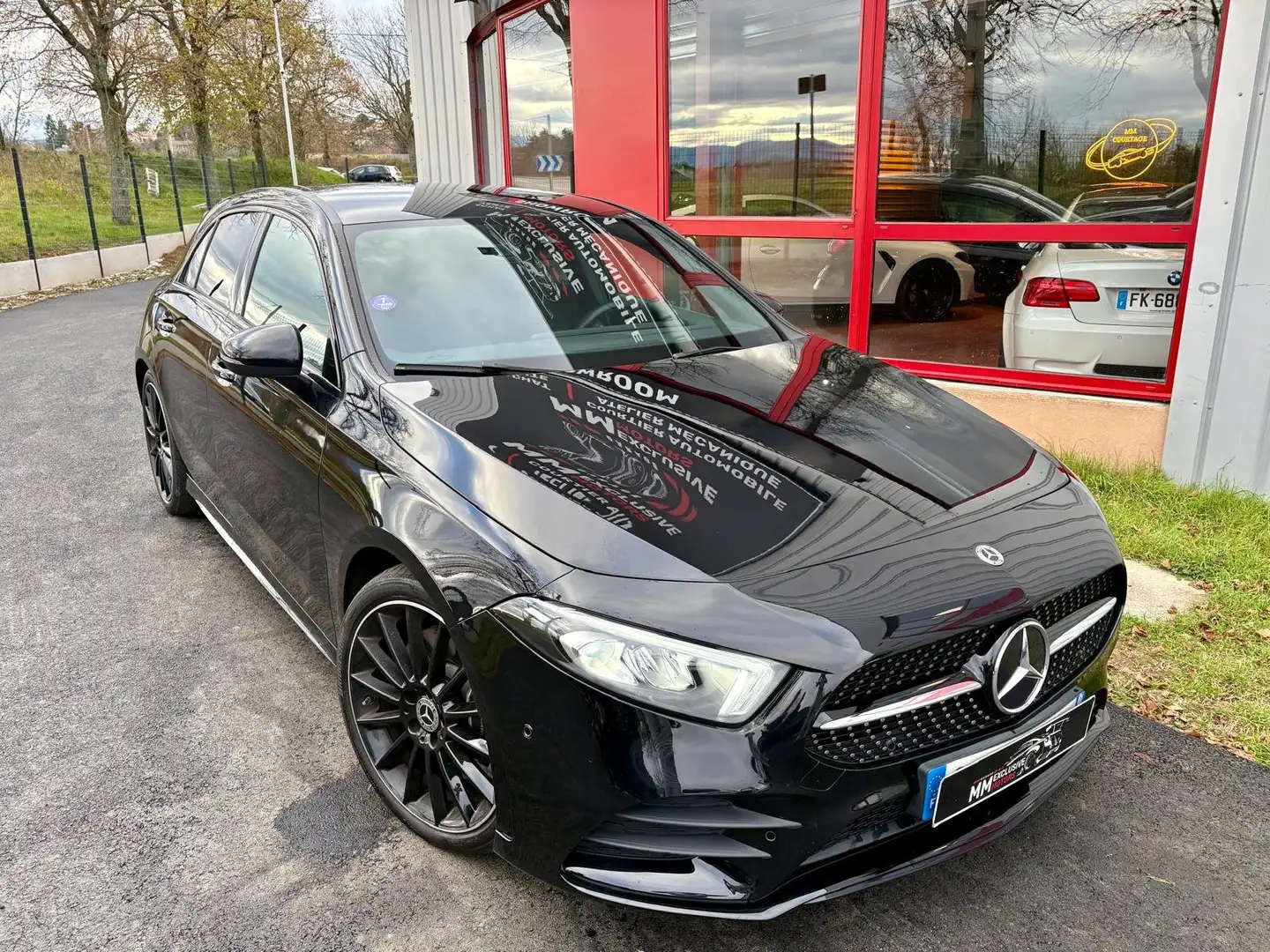 Mercedes-Benz A 250 Classe A 250 7G-DCT 4Matic AMG Line Schwarz - 1