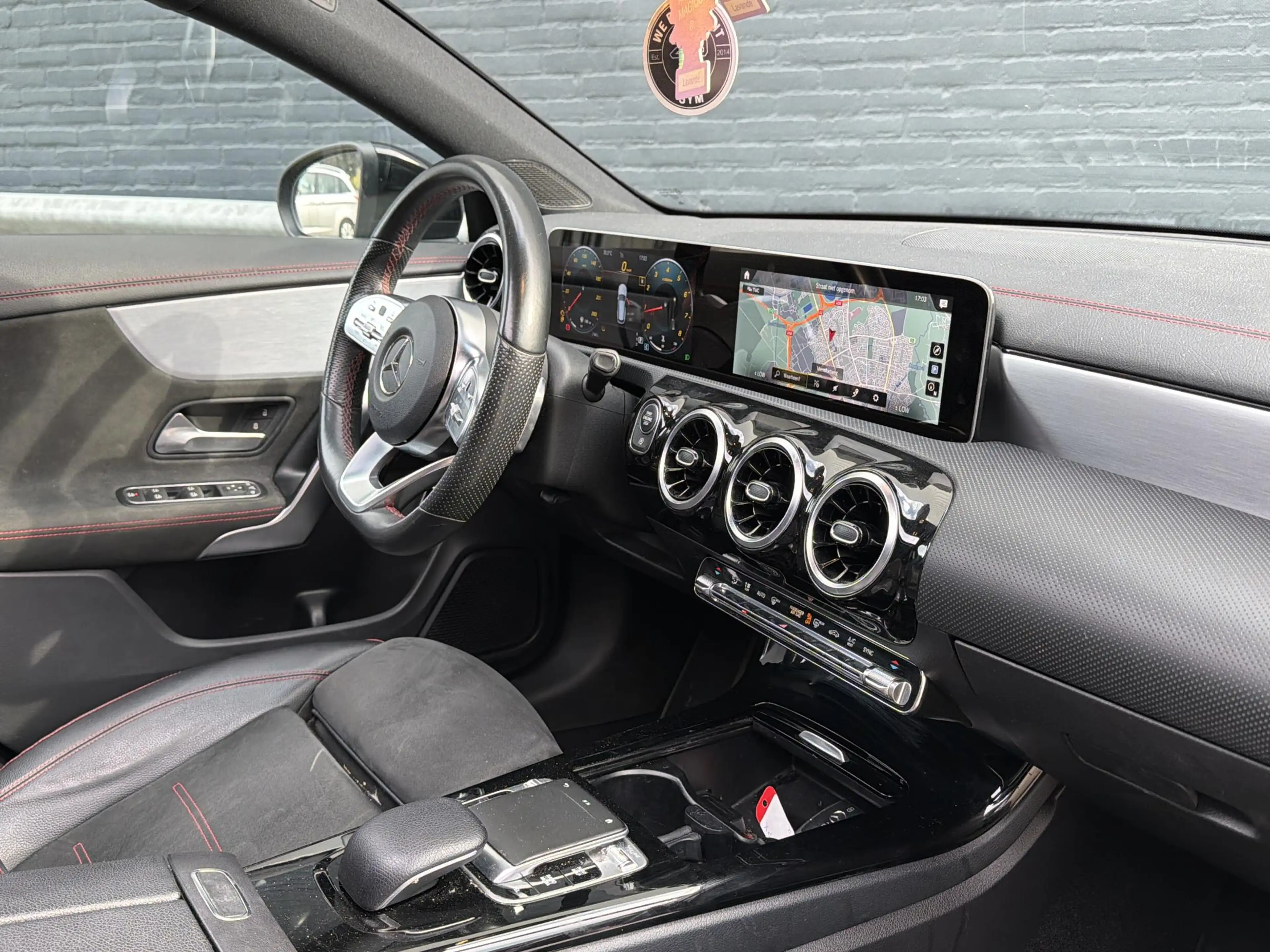 Mercedes-Benz CLA 200 Shooting Brake Advantage | Pano | Cruise | Climate — photo 15