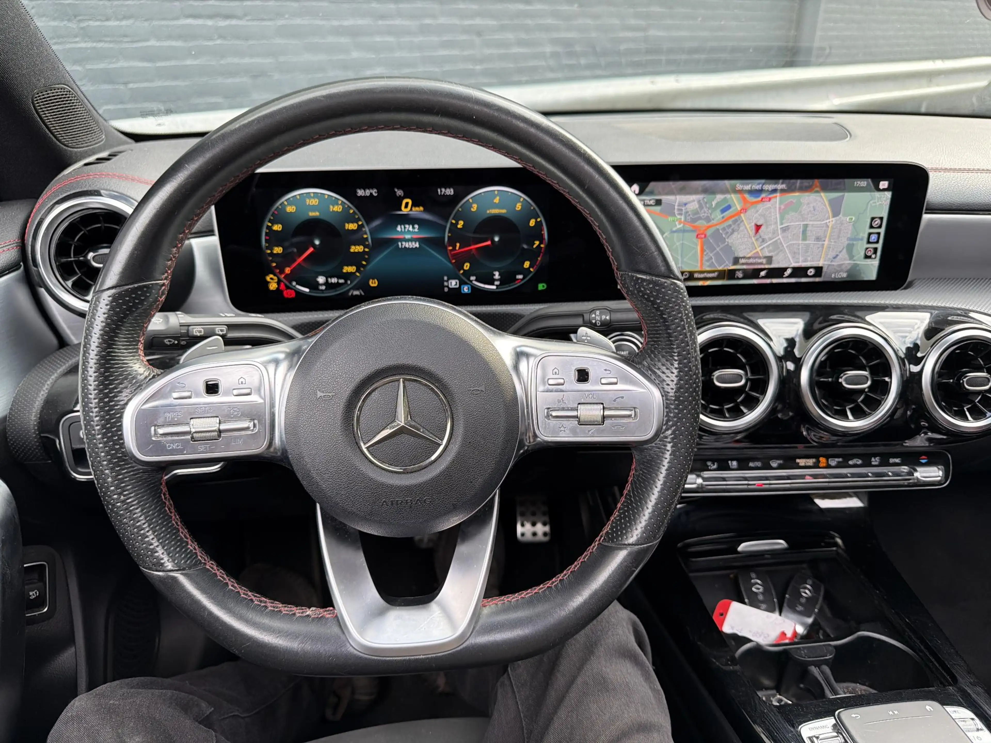 Mercedes-Benz CLA 200 Shooting Brake Advantage | Pano | Cruise | Climate — photo 9
