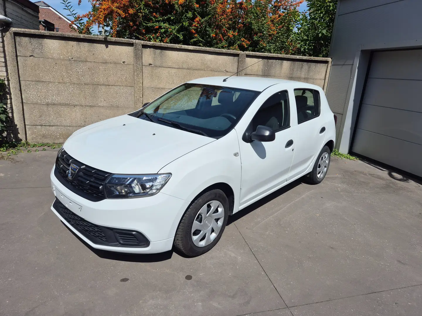 Dacia Sandero Sandero 1.2i Ambiance, 30.000km, Garantie. Blanc - 1