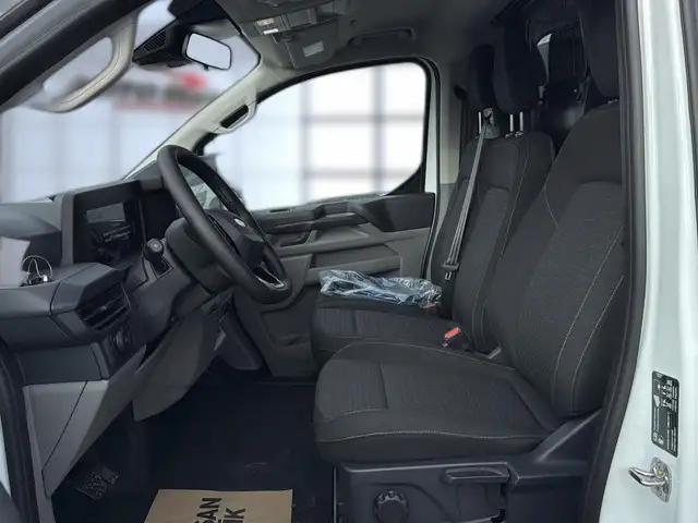 Ford Transit Custom view 7