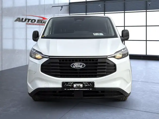 Ford Transit Custom view 10