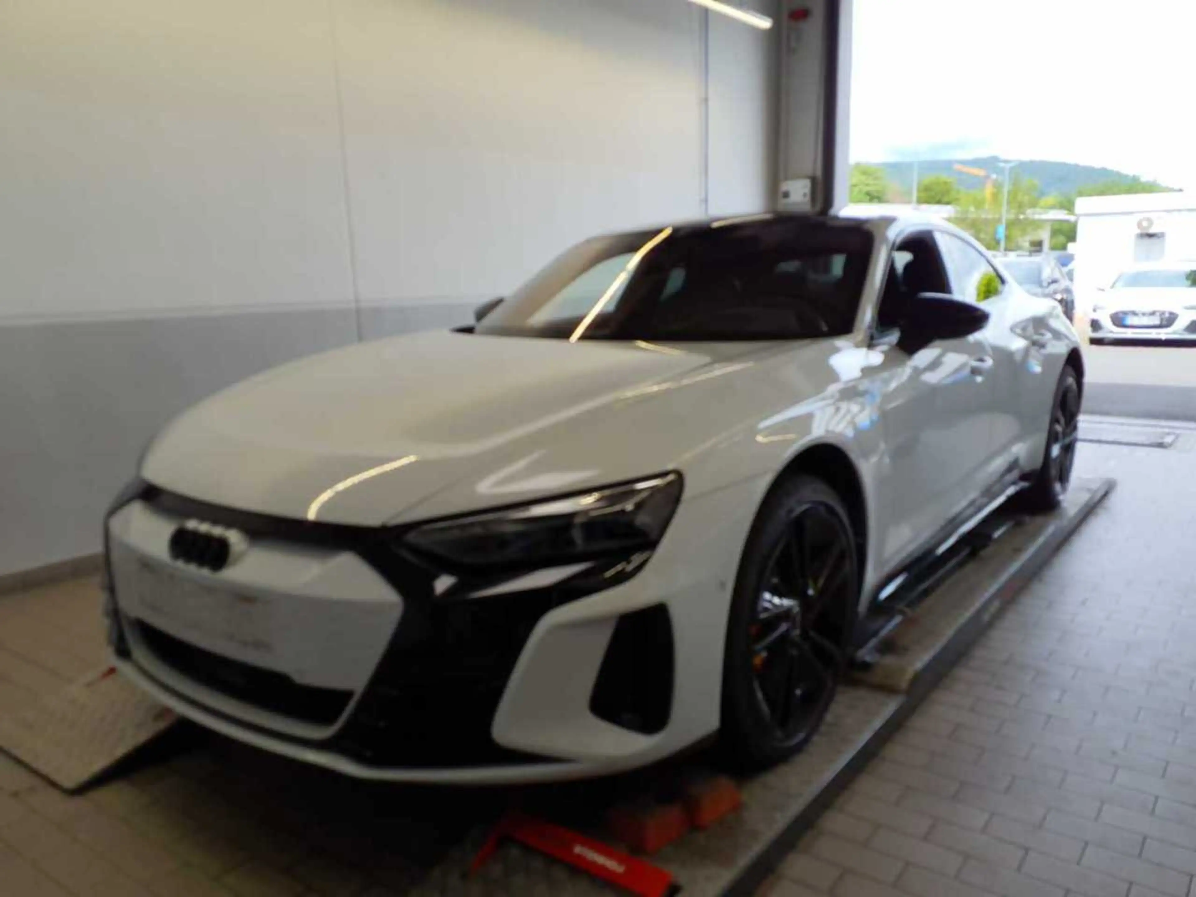 Audi RS e-tron GT +LASER+360°+OPTIK+MATRIX+MASSAGE+ — photo 2