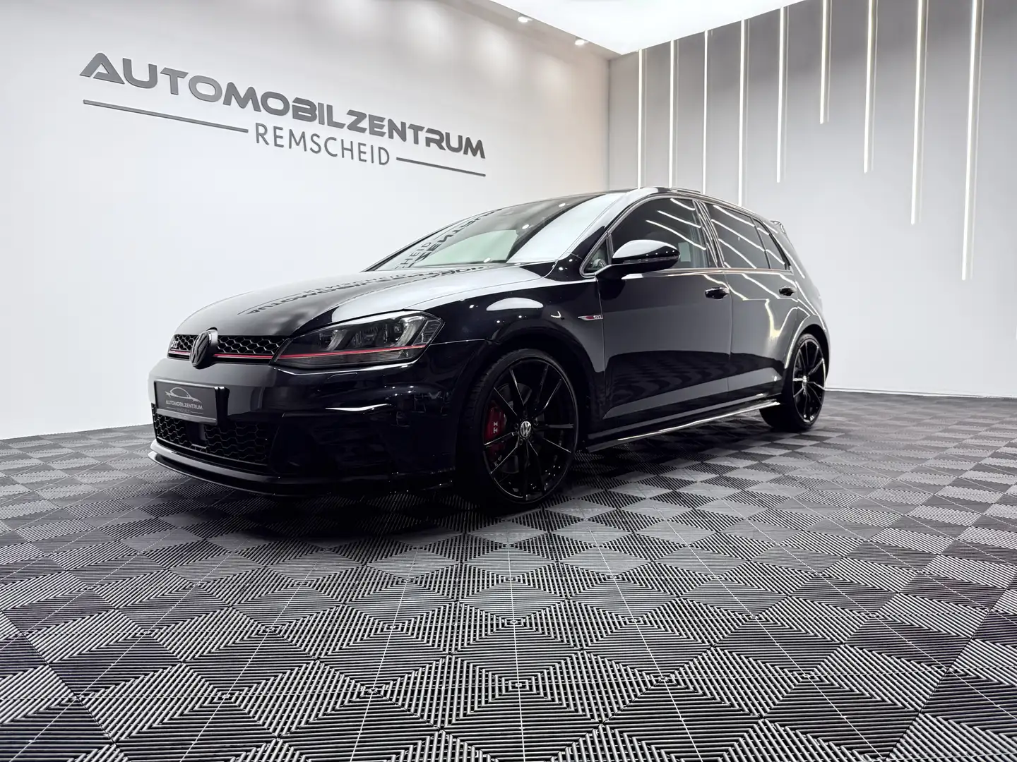 Volkswagen Golf Dynaudio*Pano*ACC*DCC*Kamera*BullX Anlage* Noir - 2