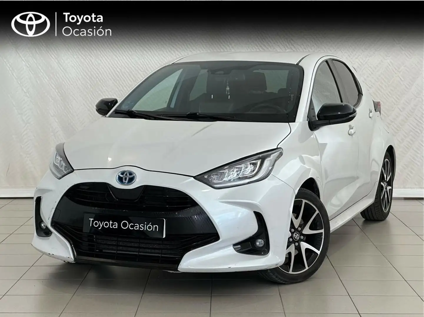 Toyota Yaris 1.5 120H Style Plus Blanc - 1
