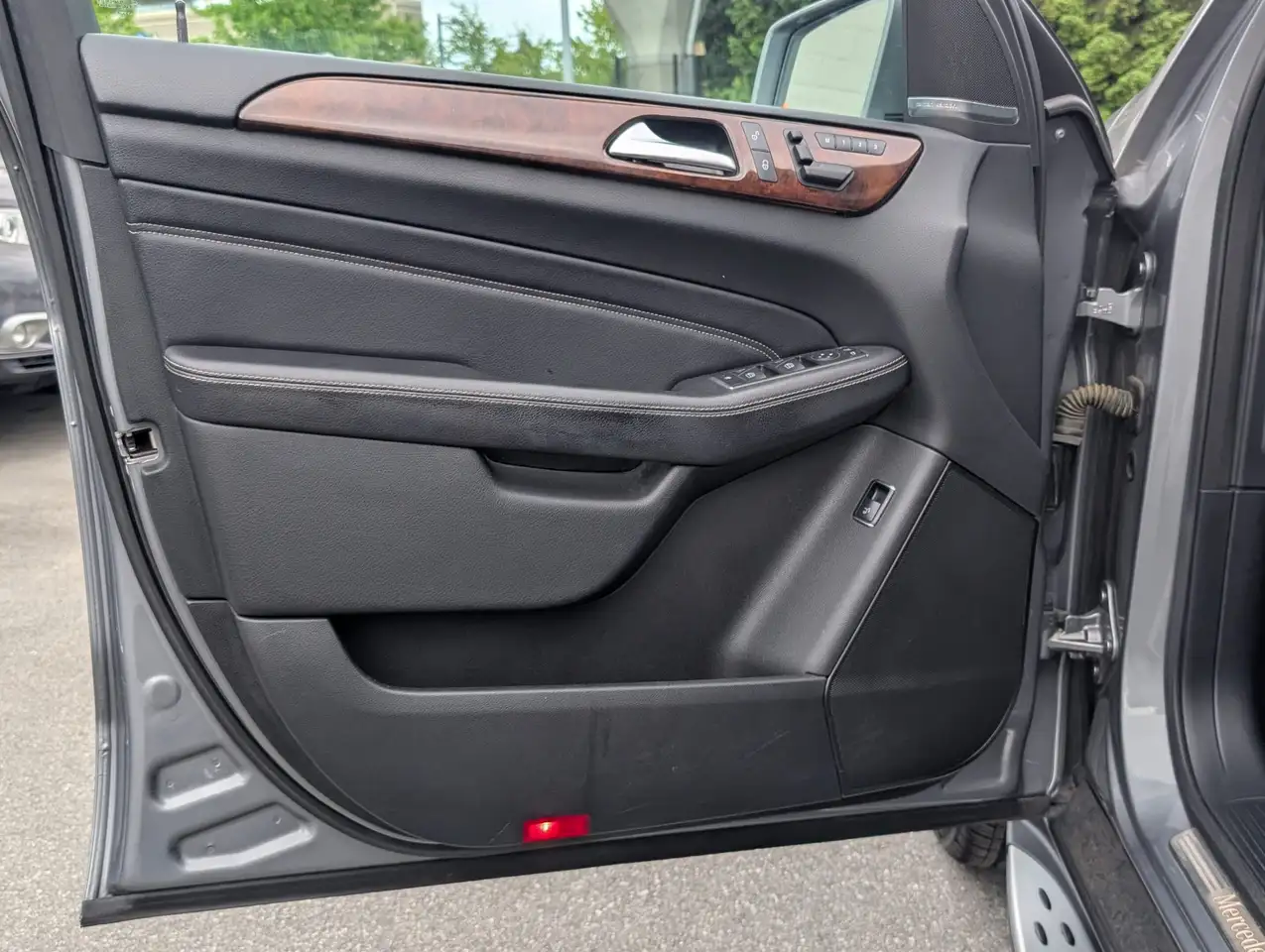 Mercedes-Benz M-Class fotografie Mercedes-Benz M-Class
