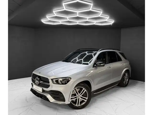 Mercedes-Benz GLE 450 4Matic / BURMESTER / 360 / PANO