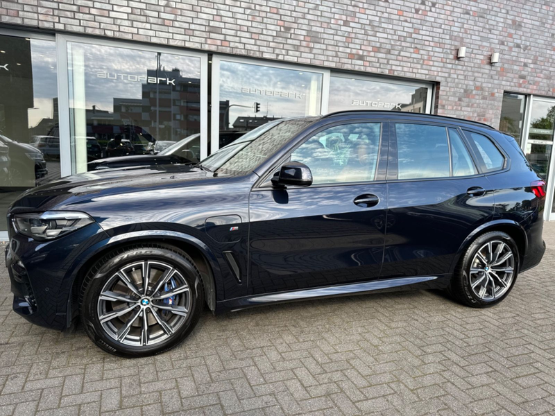BMW X5 xDrive 45e M Sport HUD ACC HiFi Luft AHK 8xLM — photo 6