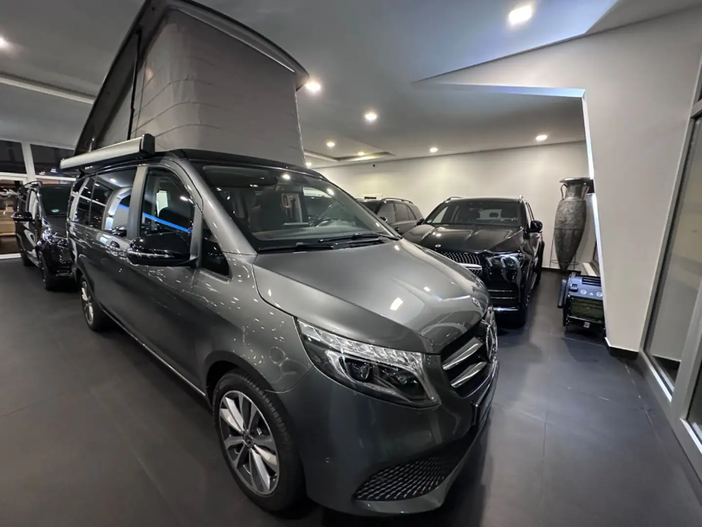 Mercedes-Benz V 300 V250/300d Marco Polo HORIZON 4MATIC*Night Paket* Gris - 2