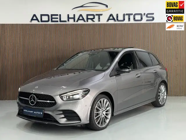 Mercedes-Benz B 250 e Business Solution AMG Limited Automaat / Panoram