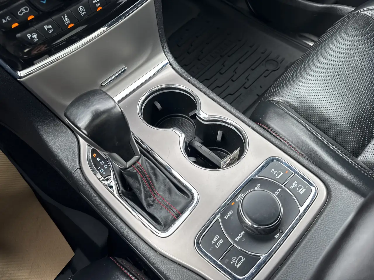 Jeep Grand Cherokee fotografie Jeep Grand Cherokee