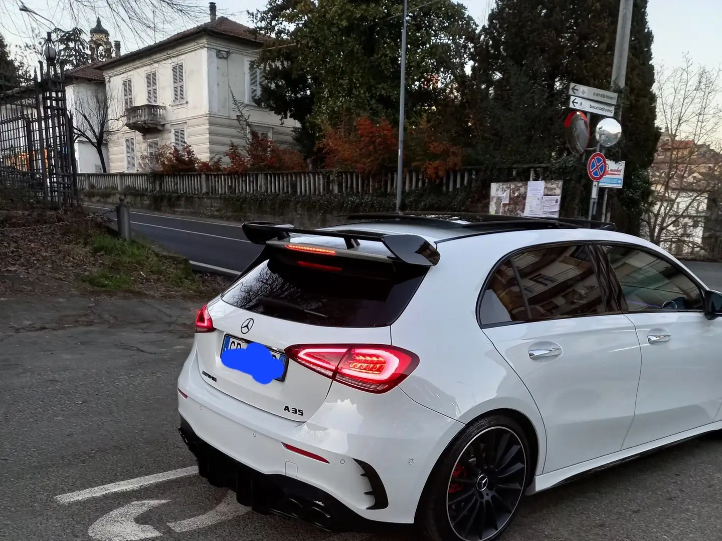 Mercedes-Benz A 35 AMG Race Edition 4matic auto Bianco - 2