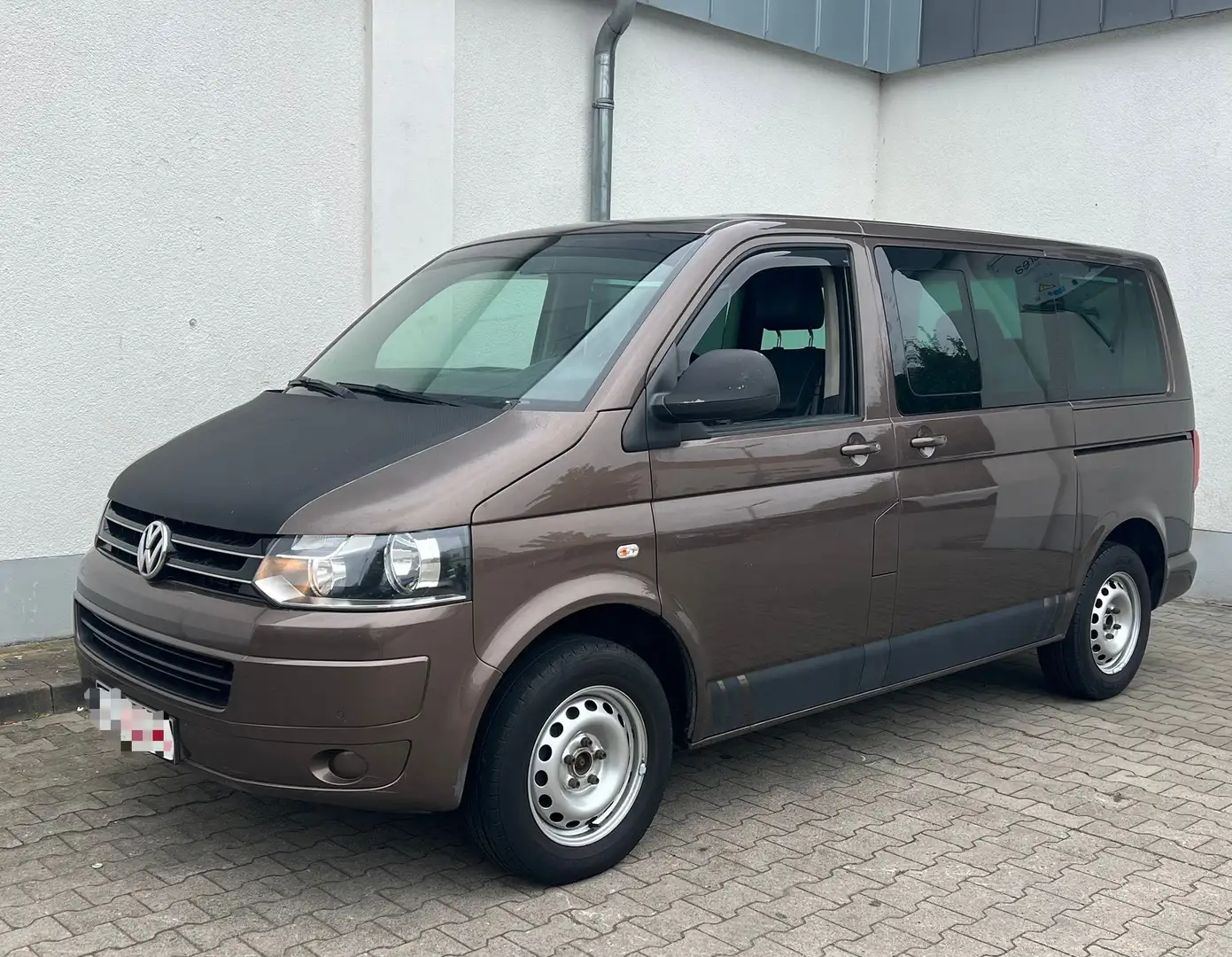 Volkswagen T5 Caravelle Highline DSG 2-Schiebetüren *LEDER+1.HAND* 2015 Marrón - 1