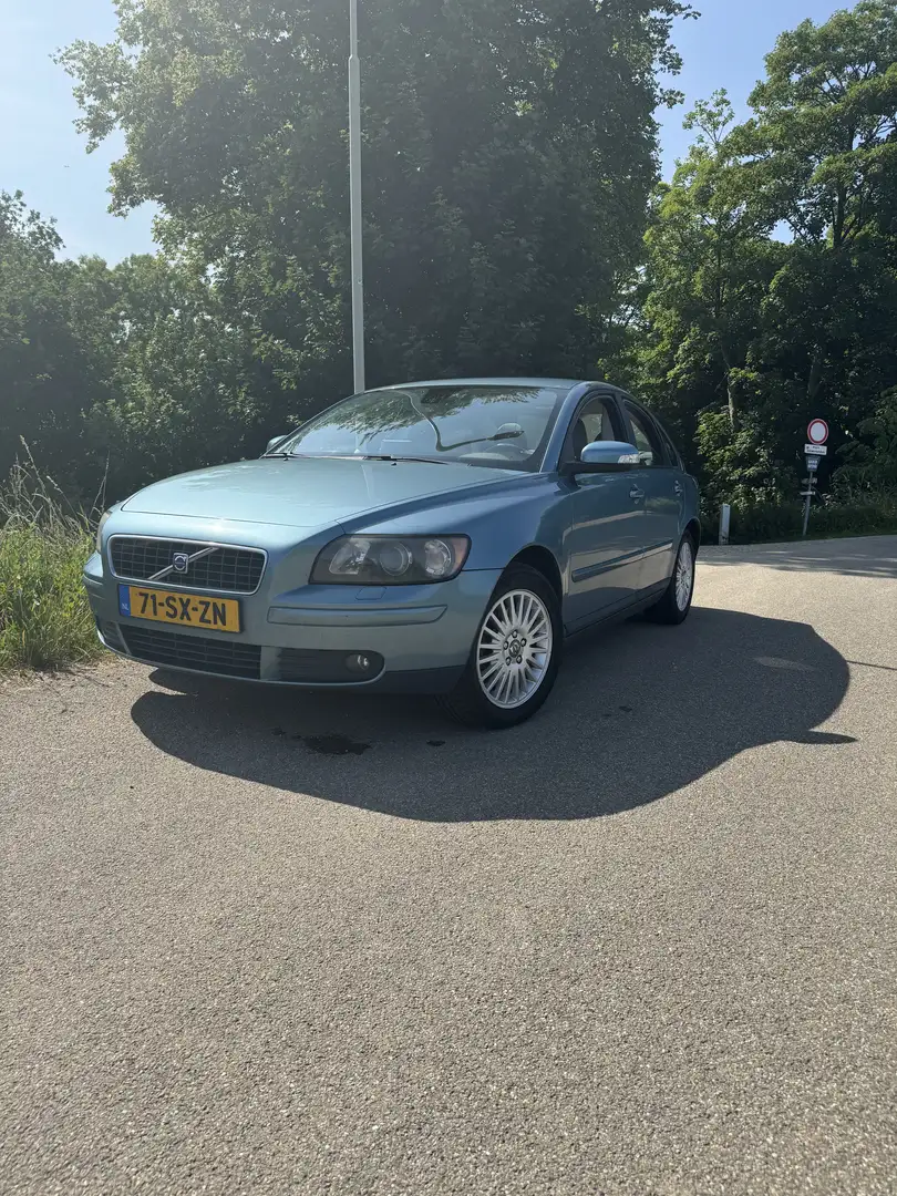 Volvo S40 2.4i Momentum Blauw - 1