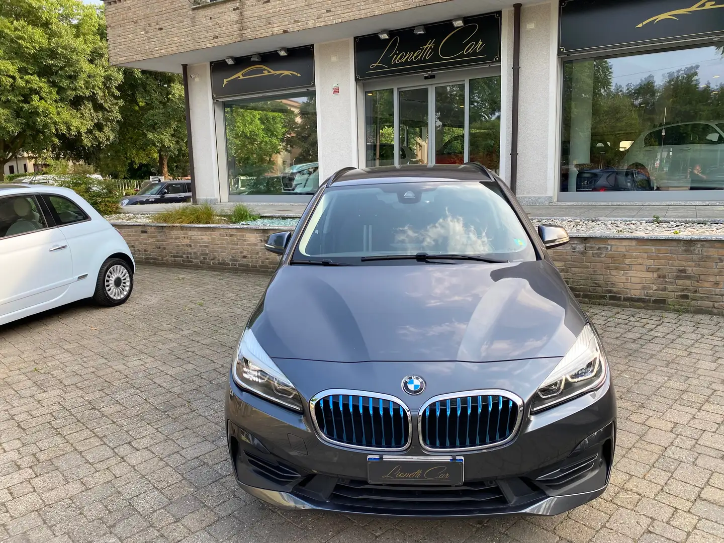 BMW 225 225xe Active Tourer iPerformance auto Grau - 2