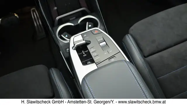 BMW iX1 xDrive30 U11 Ansicht 15