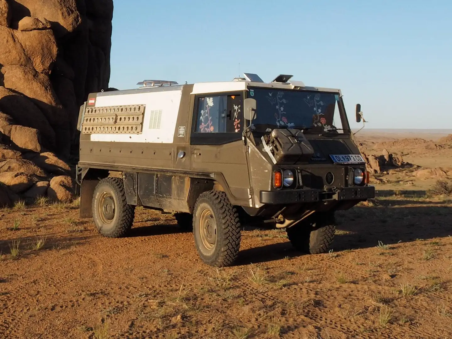 Puch Pinzgauer 710 Reise/Expetitionsfahrzeug Grün - 1