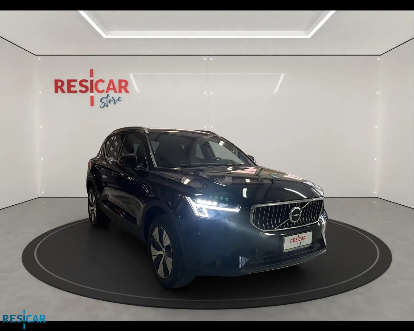Volvo XC40 1.5 T4 Recharge Plug-in-Hybrid Inscription Express Nero - 1