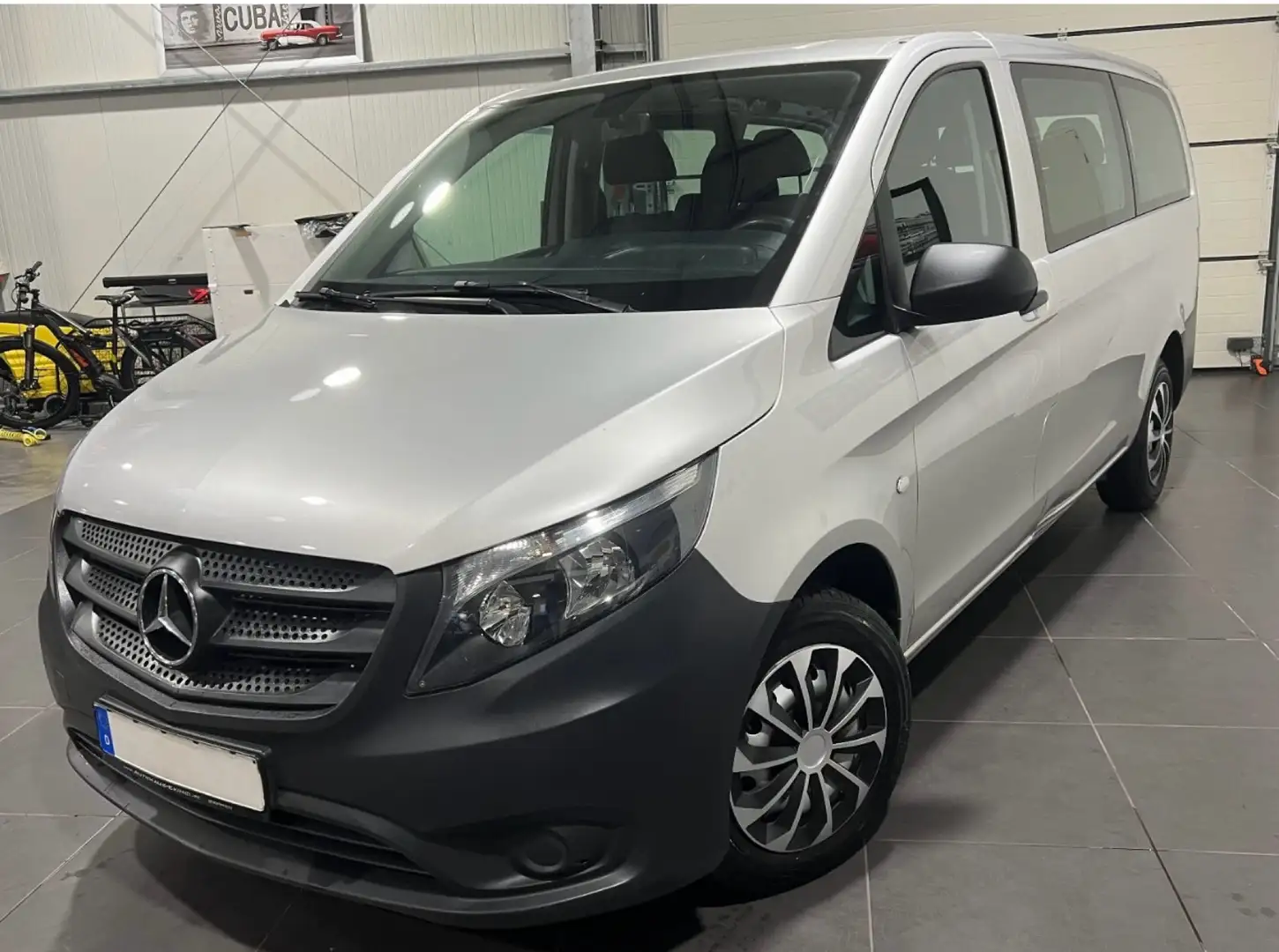 Mercedes-Benz Vito Tourer 114cdi Lang Manuale 9 posti clima Srebrny - 2