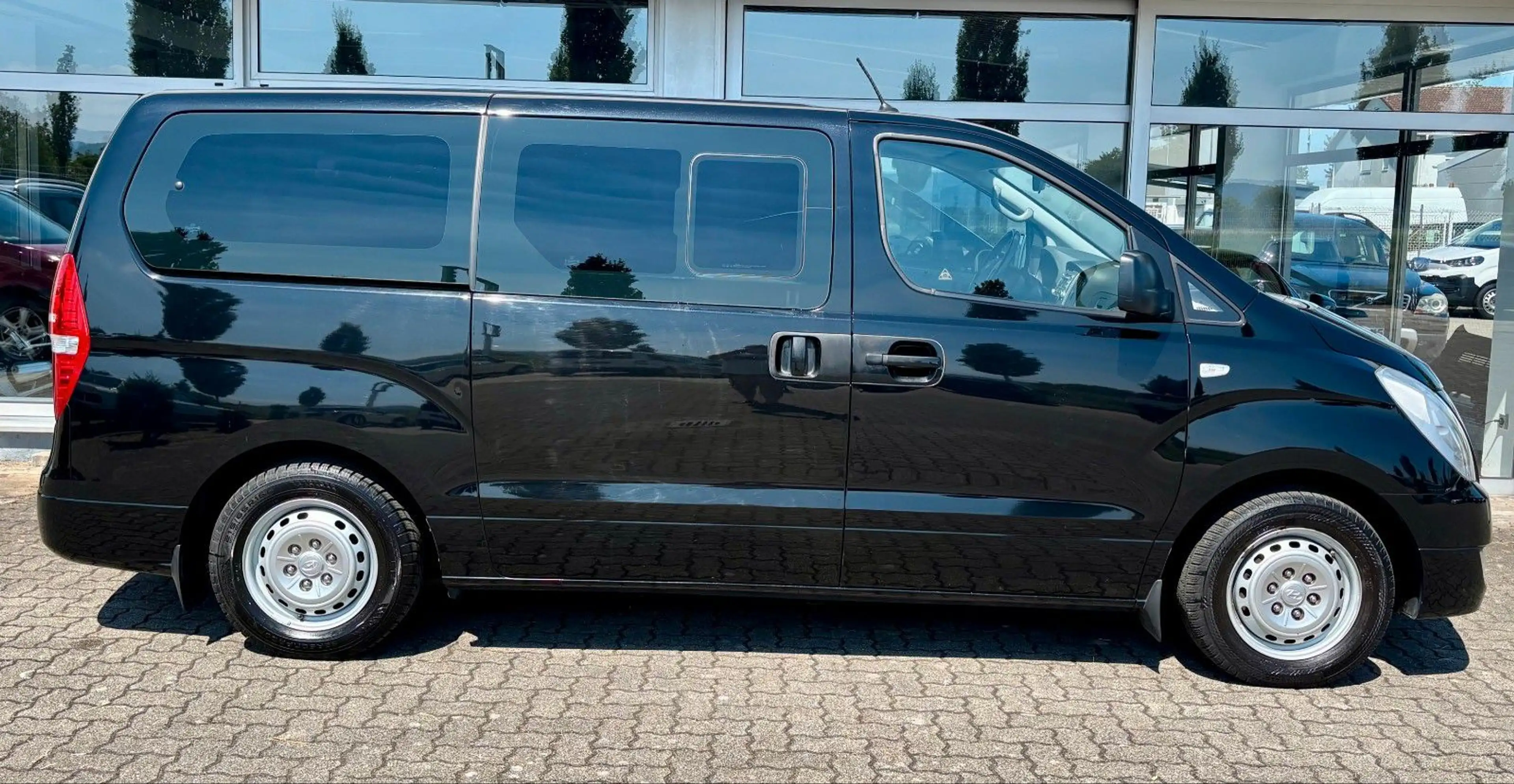 Hyundai H-1 Travel 2.5 CRDi Comfort 8 Sitzer — photo 5