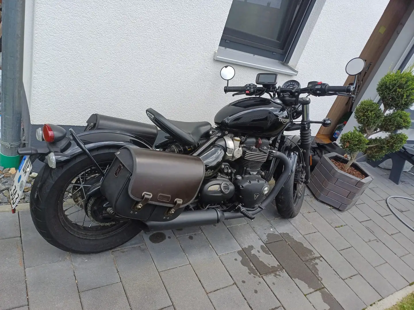 Triumph Bonneville Bobber Bobber black Noir - 1