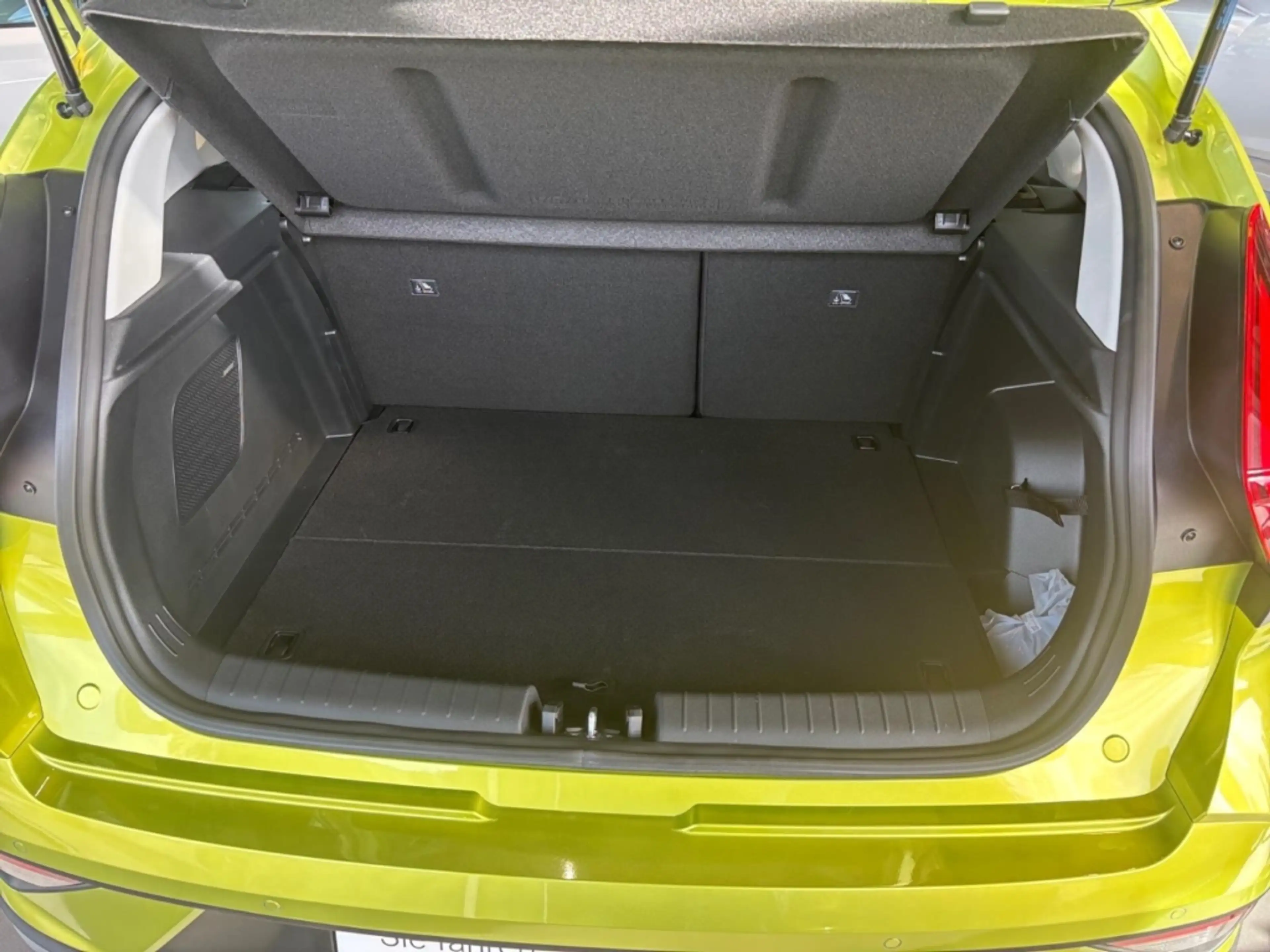 Hyundai BAYON Trend 2WD*BOSE*KOMFORT-PAKET*KAMERA*SITZHZG*NAVI*D — photo 12
