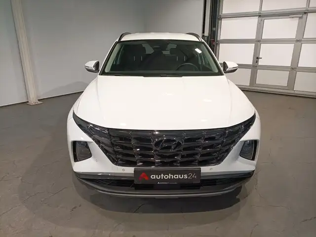 Hyundai Tucson view 2